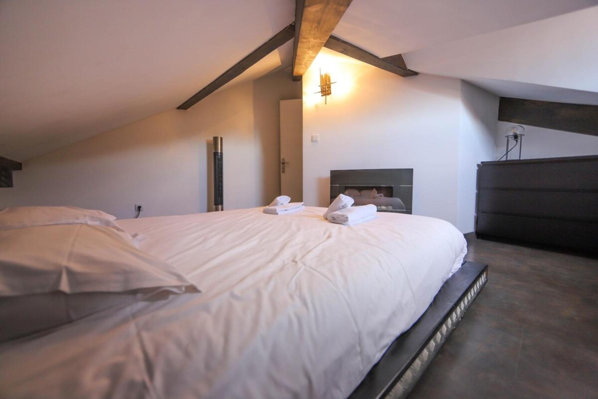 2 Bd Apartment With Sauna In The Center Of Annecy Exterior photo