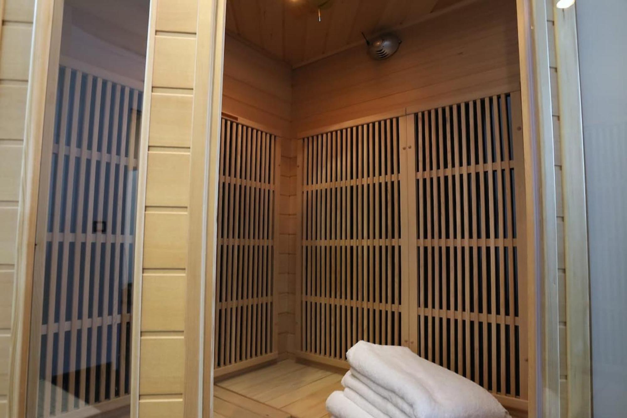 2 Bd Apartment With Sauna In The Center Of Annecy Exterior photo